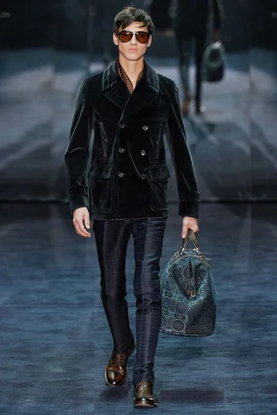 Look 2